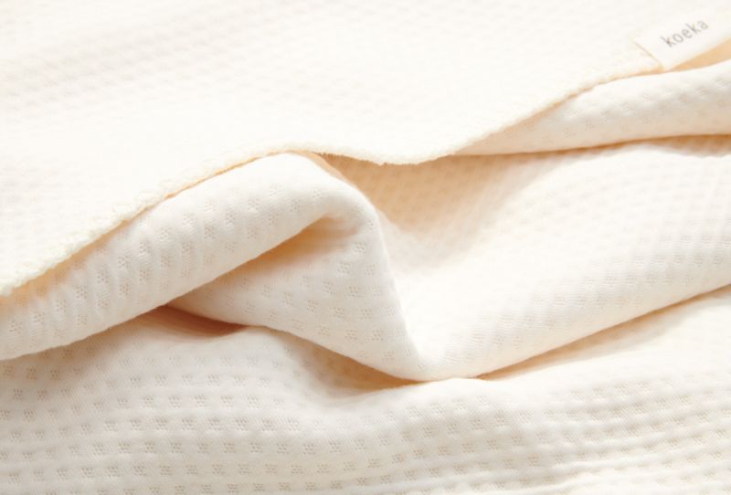 Batanije e ngrohtë/Wiegdeken Elim warm white/Koeka