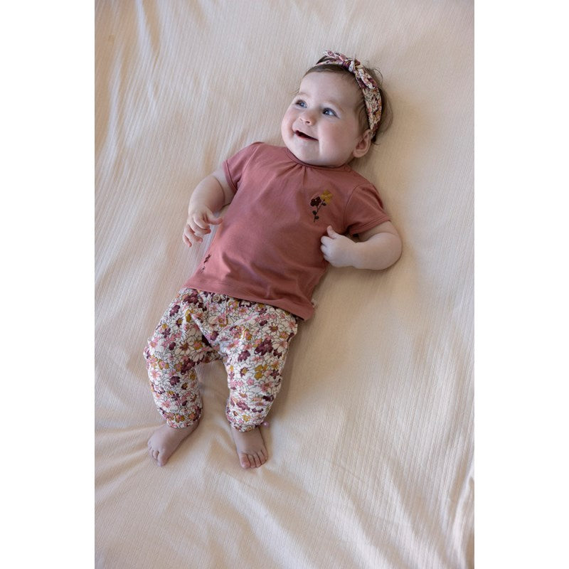Pantallona te gjata me lule/ Trousers AOP - Wild Flowers/ Feetje