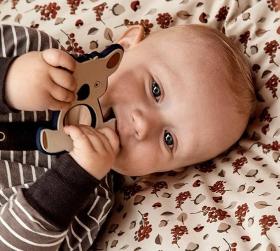 Silikon dhembesh Hannah Nuuroo