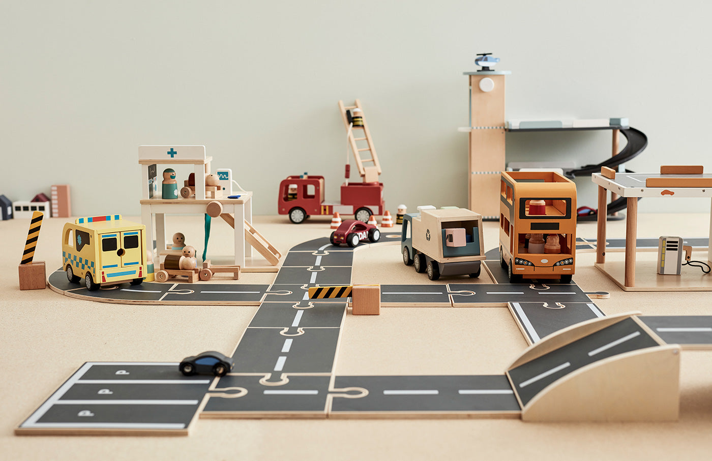 Car track extension/Piste makinash me shtesa - Kid's Concept