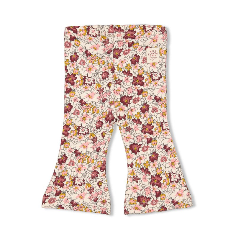 Pantallona te gjtata me lule/ Flared pants AOP - Wild Flowers/ Feetje