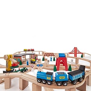 Wooden railway set/Lodra 'Set Hekurudhe'-Melissa&Doug