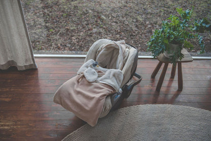 Mbeshtjellese e kembeve per sexholino\Footmuff teddy oddi  rosa salt -Koeka